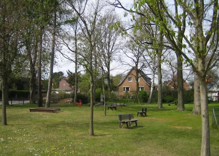 Gorch Fock Park 19 *