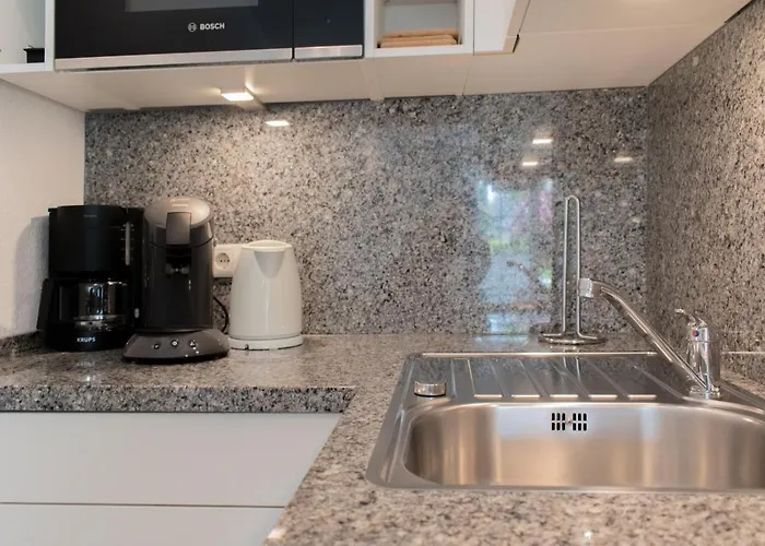 Gorch Fock Park 19 *